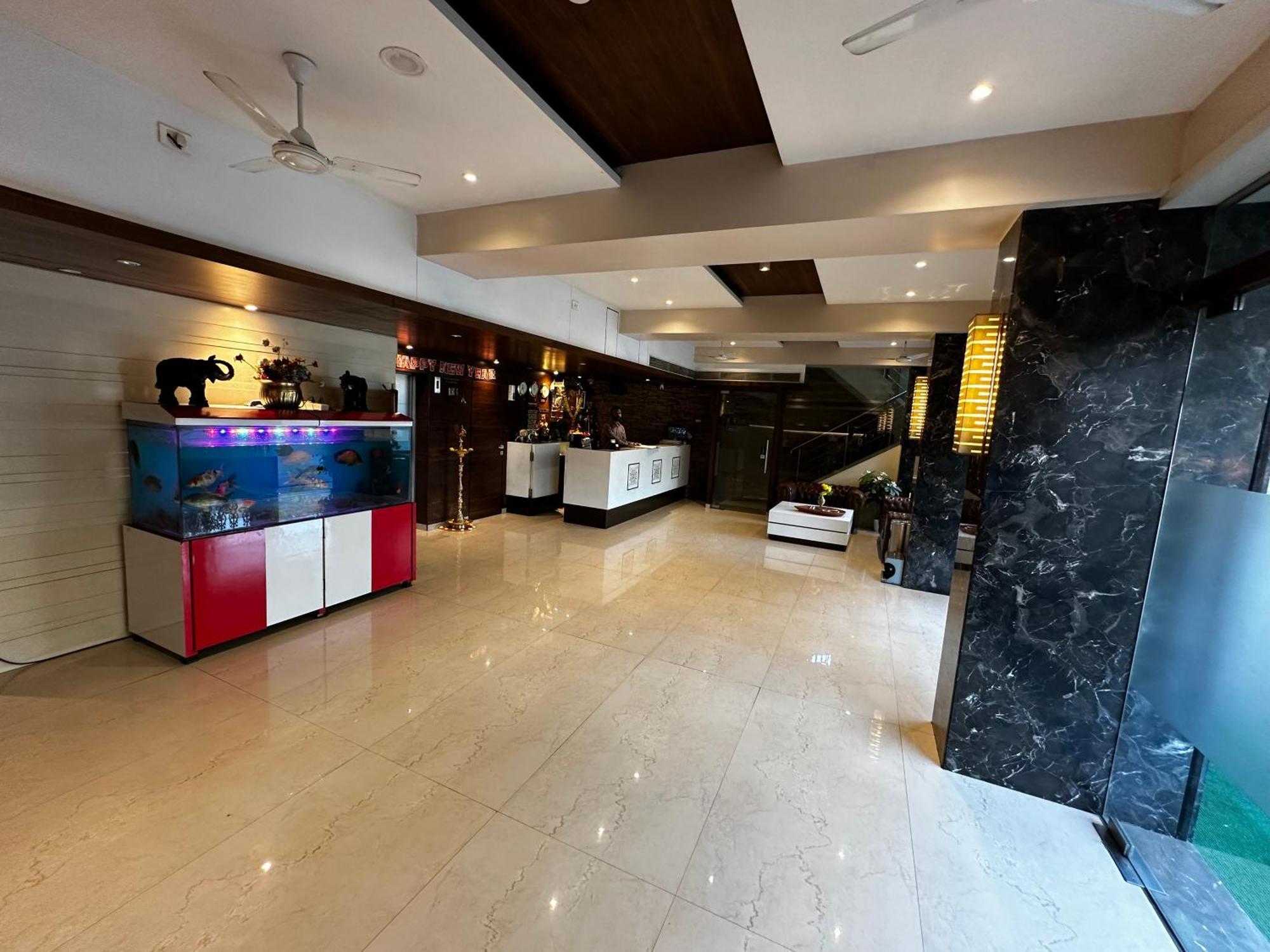 South Coast Hotel Wagle Estate Тхане Экстерьер фото