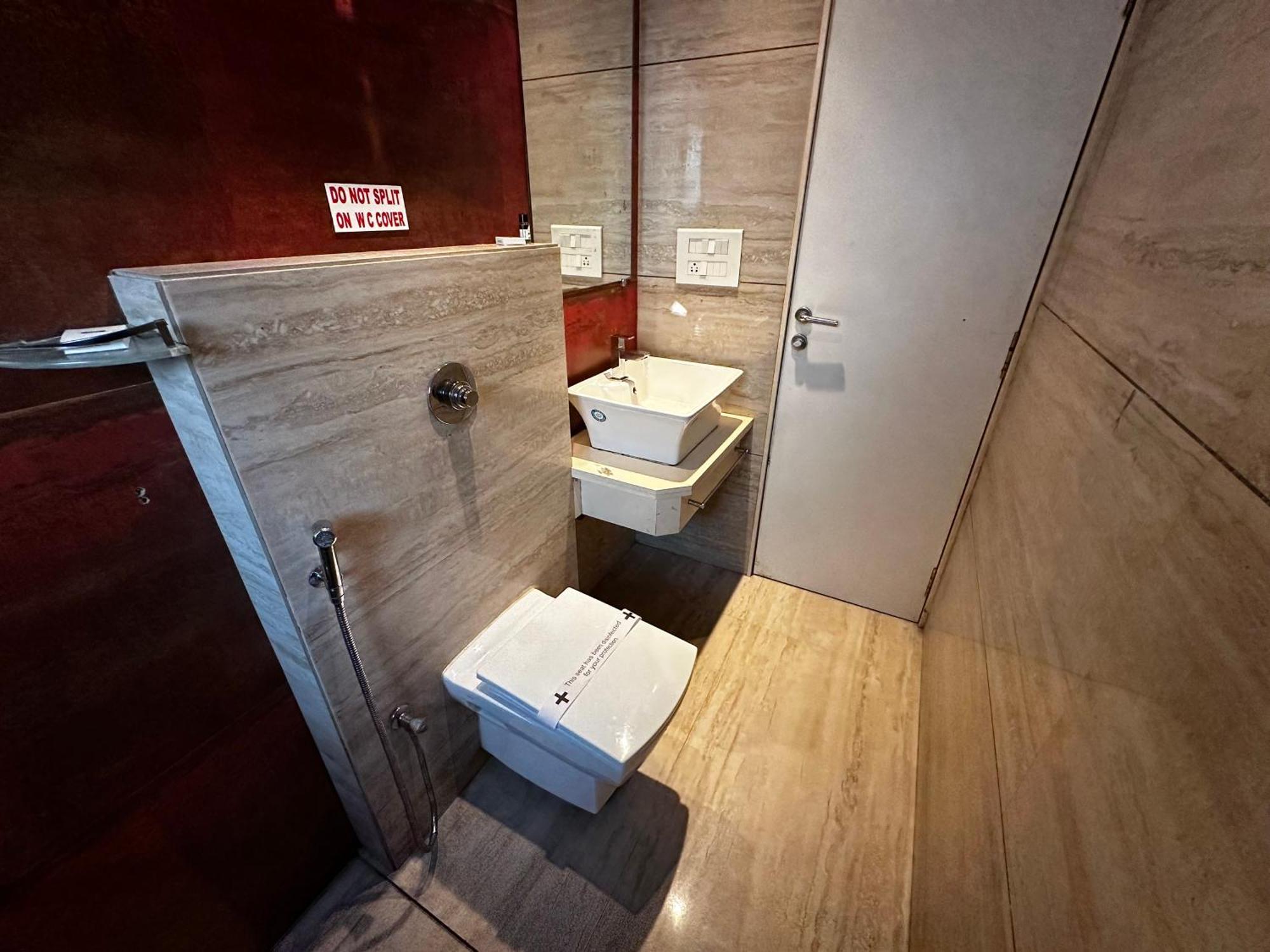 South Coast Hotel Wagle Estate Тхане Экстерьер фото