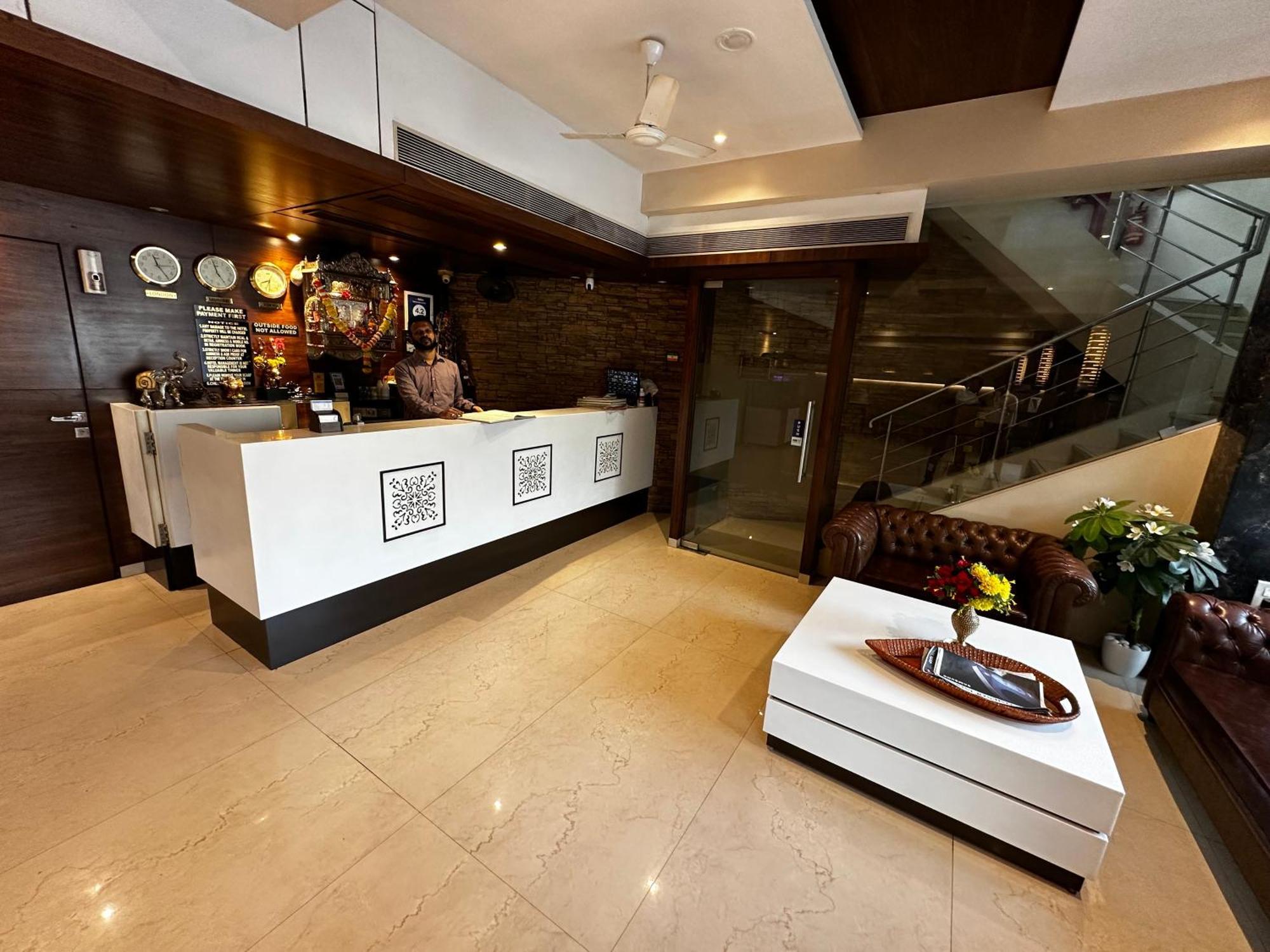 South Coast Hotel Wagle Estate Тхане Экстерьер фото
